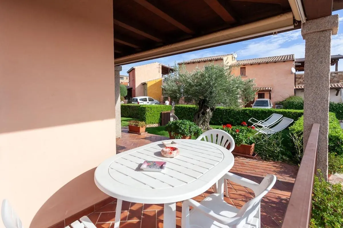 Villetta Perla Marina San Teodoro  Apartment